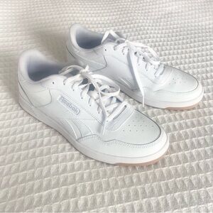 Reebok women’s white sneakers size 10